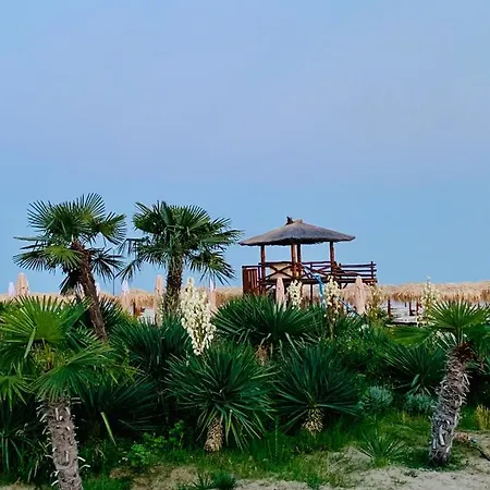 Calabria شقة